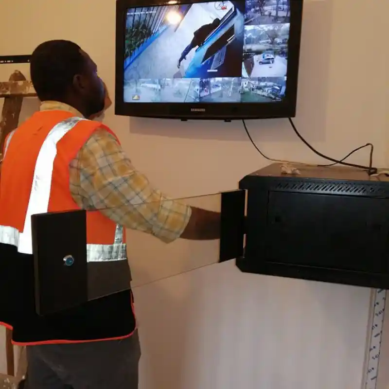TRAVAUX DE DEPLOIEMENT INTRANET - COGELO